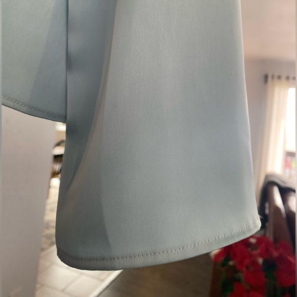 Rachel Zoe Women’s Large Blouse Blue Twisted Gathering Bell Sleeve Zipper Prelov - Picture 5 of 9